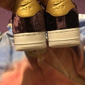Nike Air Force 1 '07 Premium Velvet Port Wine Sz 7 Nike Air Force 1 '07 Premium Velvet Port Wine Sz 7